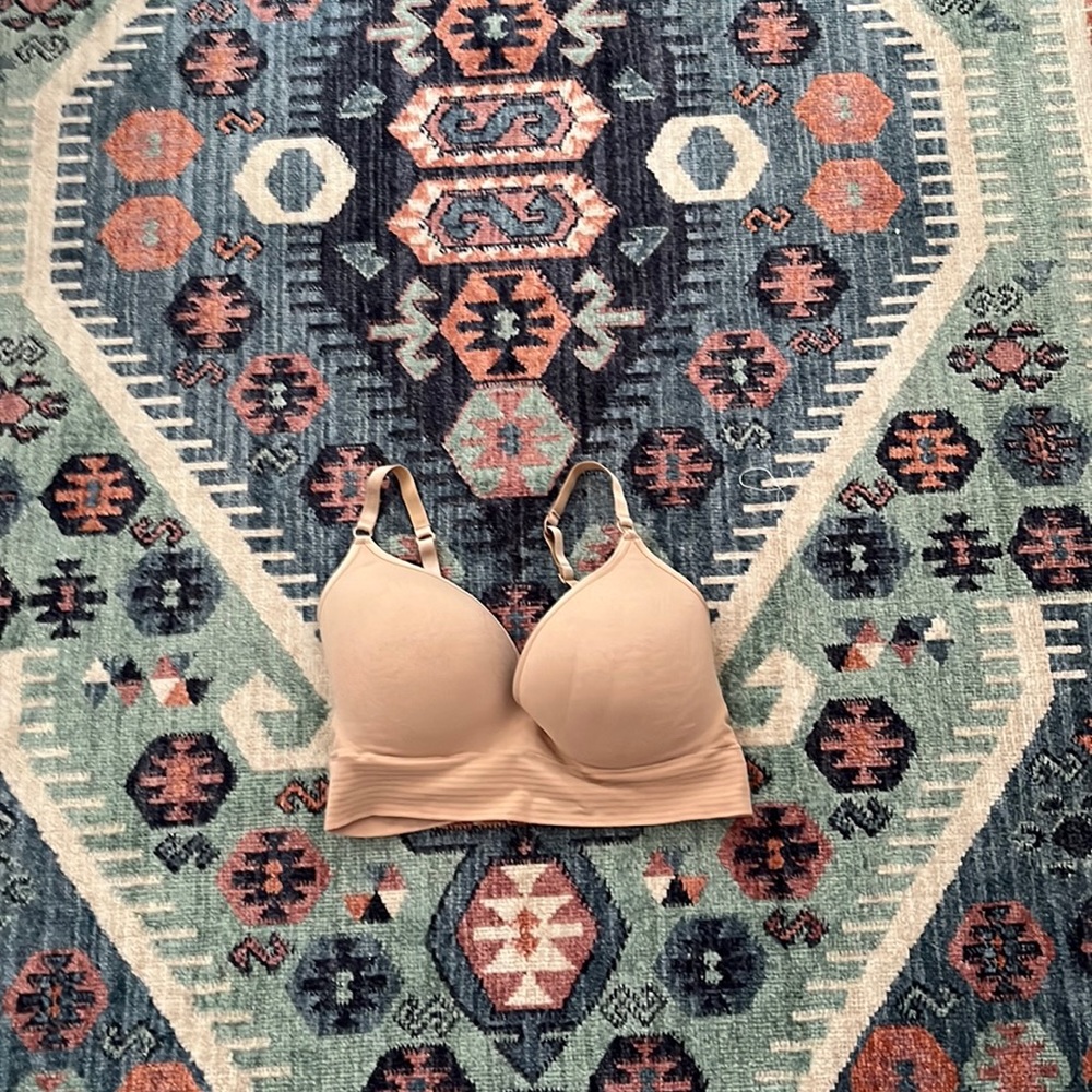 Pull over bra.